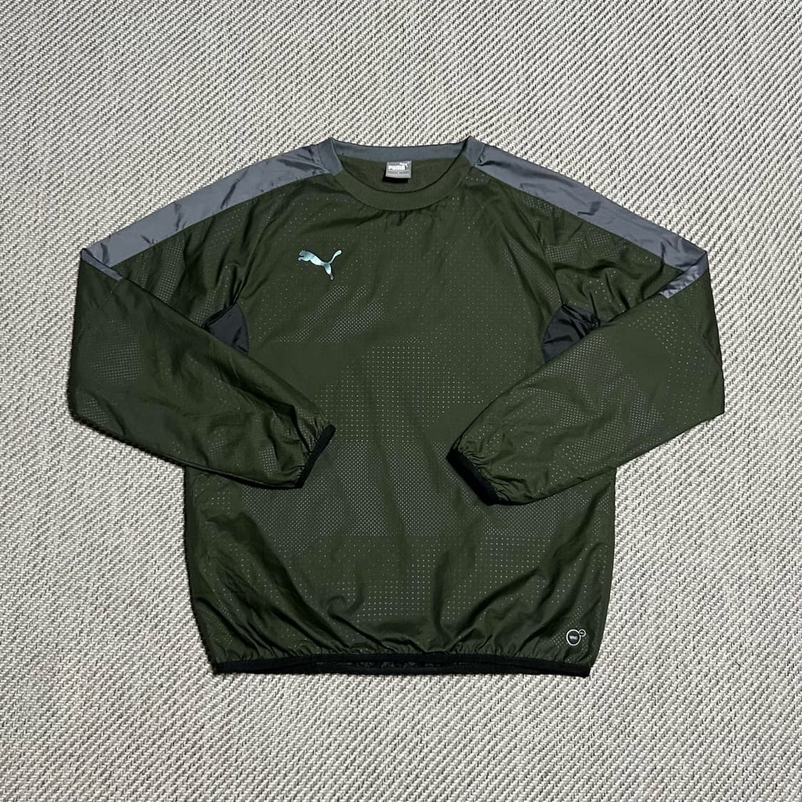 [M] Puma 푸마 카키 우븐 풀오버 웜업 상품이미지1