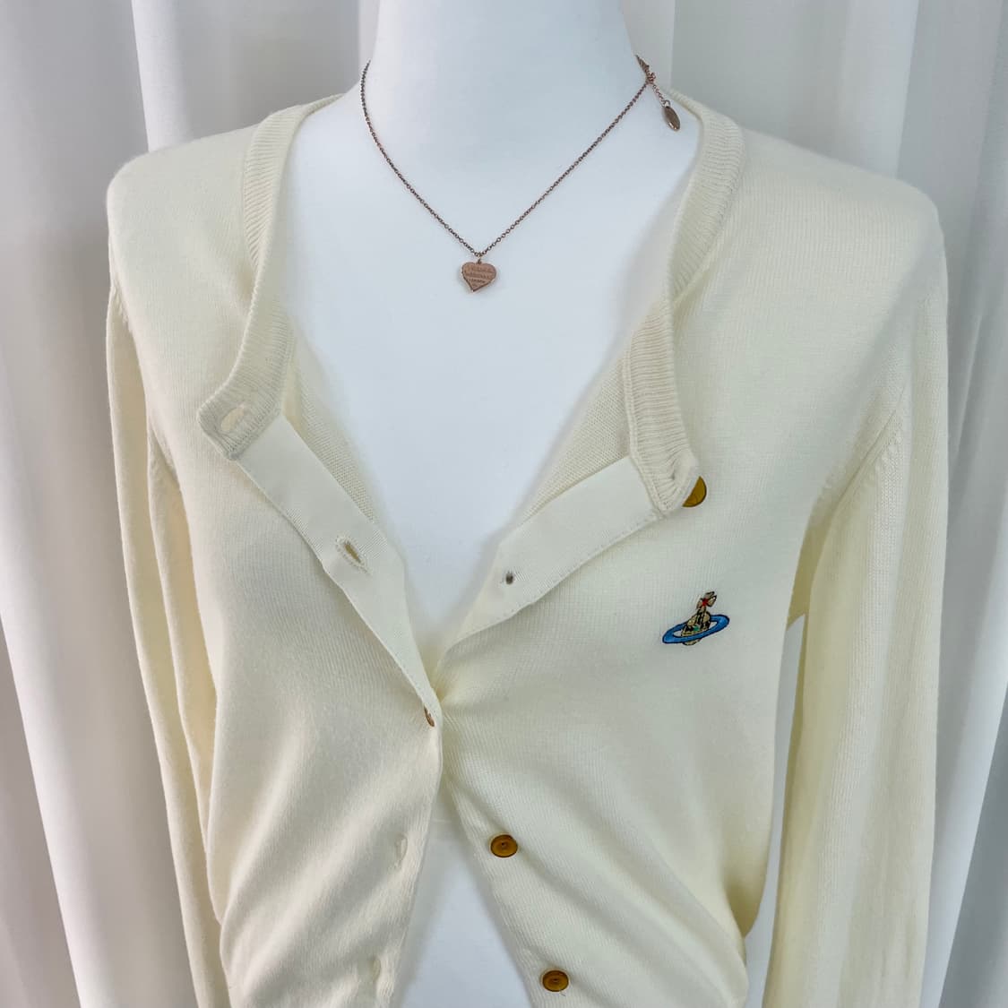 비비안웨스트우드 ORB 로고 제니 가디건-크림 아이보리 상품이미지3