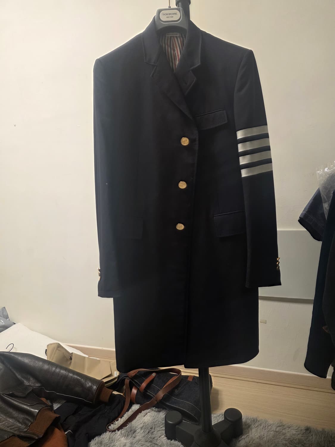 톰브라운 금장 코트(4bar blazer coat) 상품이미지3