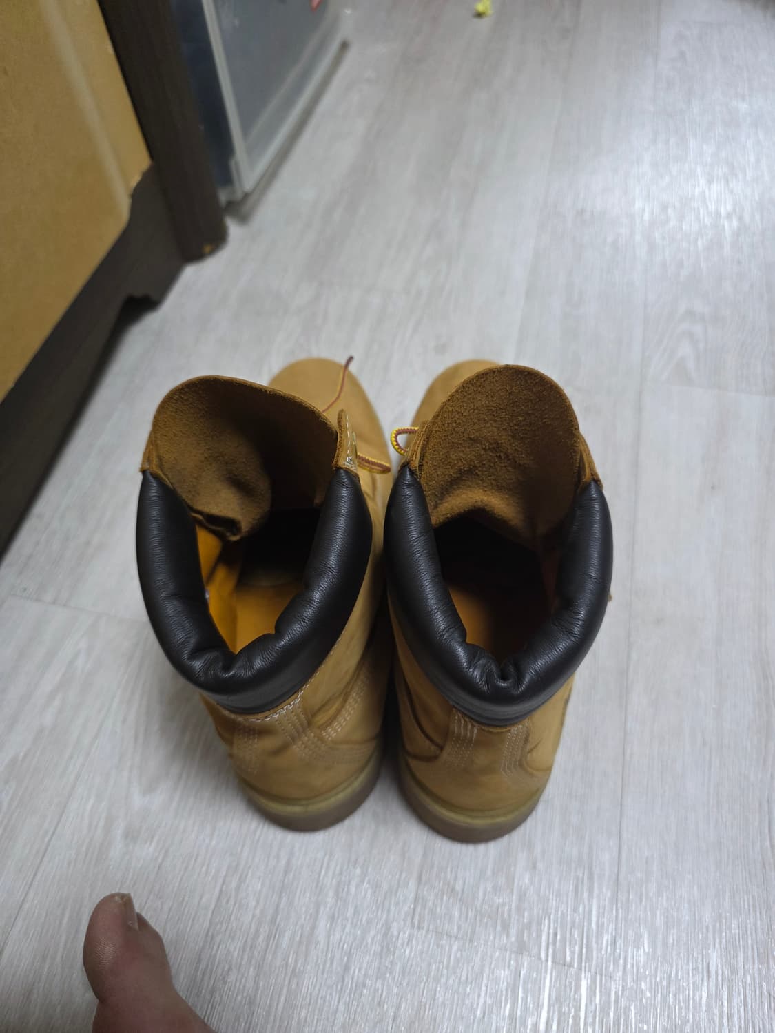 팀버랜드 6인치 프리미엄 남성부츠(10061 9.5w) 상품이미지9
