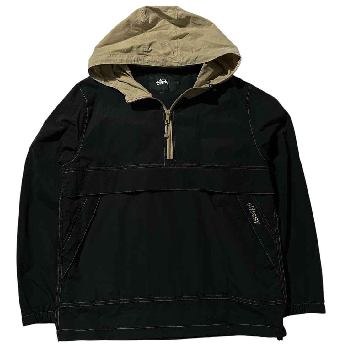 스투시 콘트라스트 스티치 풀오버 하프집업 후드 아노락 상품이미지1