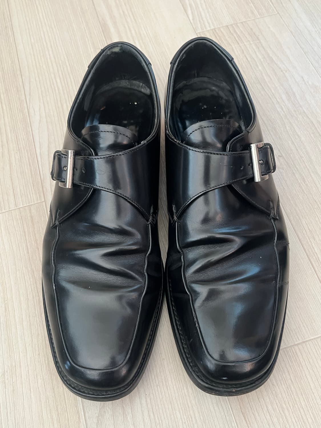 프라다 버클 로퍼 상품이미지1