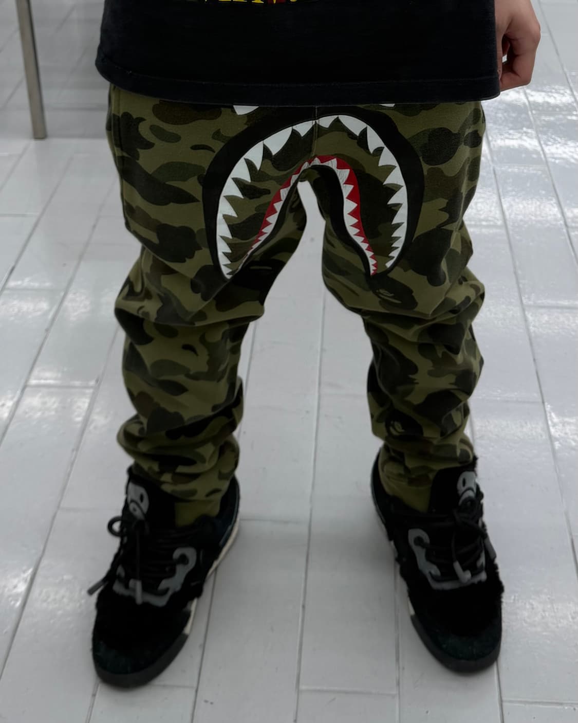 Bape 샤크 스웻 조거 팬츠 상품이미지8