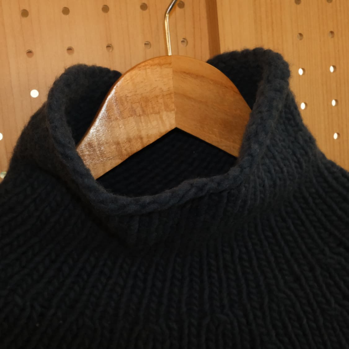 빔즈보이 울 네이비 목 폴라 니트 상품이미지2