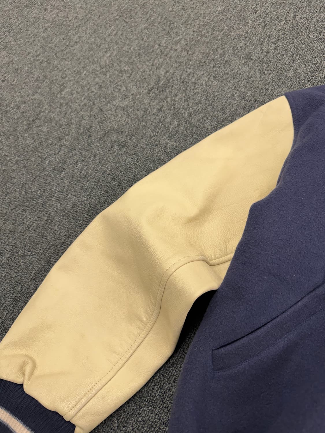 M)KETTY 빈티지 레더 바시티자켓 상품이미지6