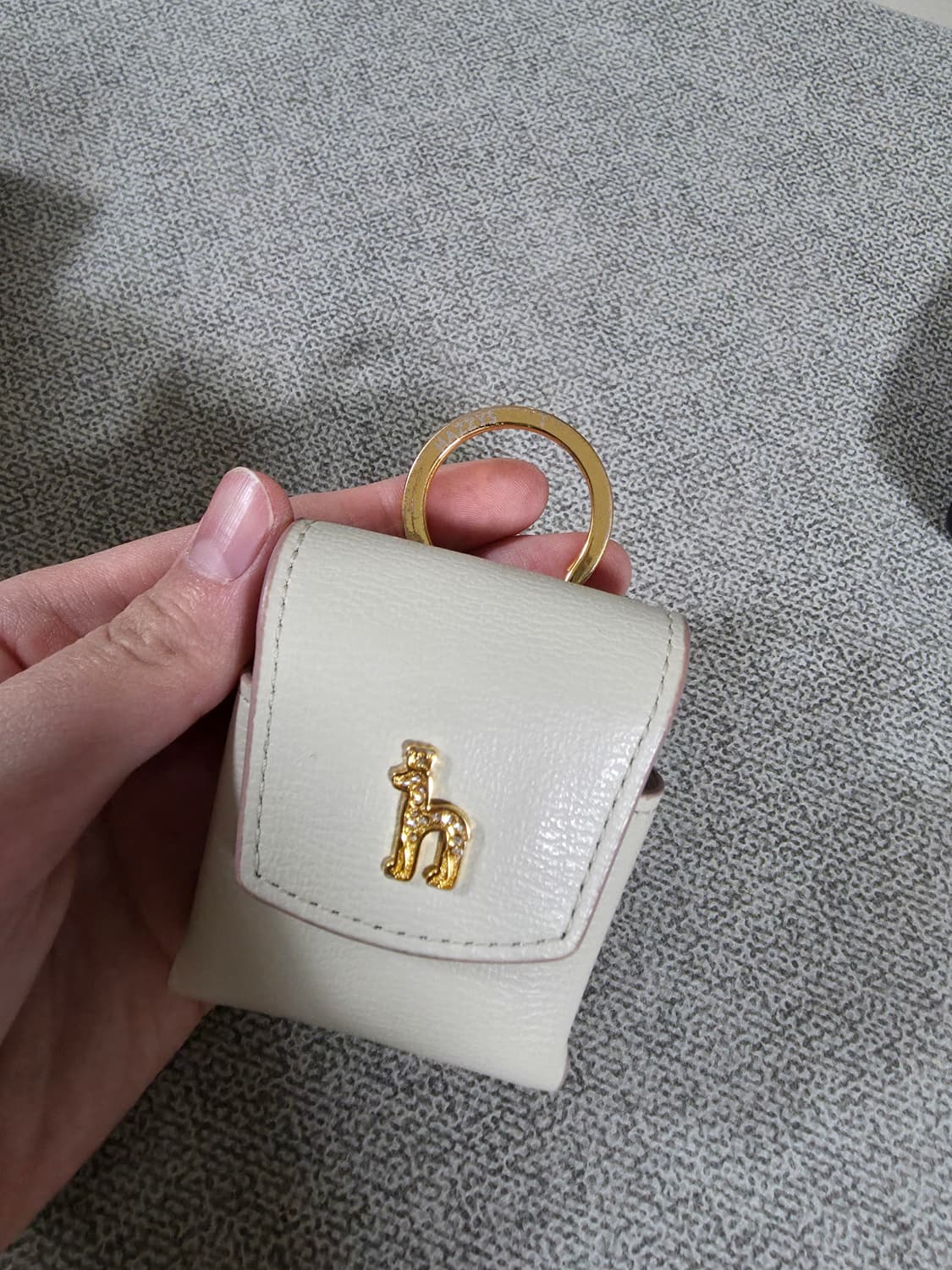 [급처/헤지스] 에어팟 케이스 상품이미지2