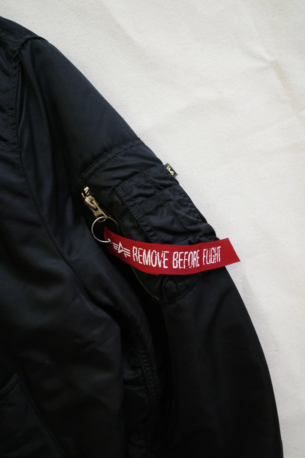 알파 인더스트리 MA-1 자켓 상품이미지4