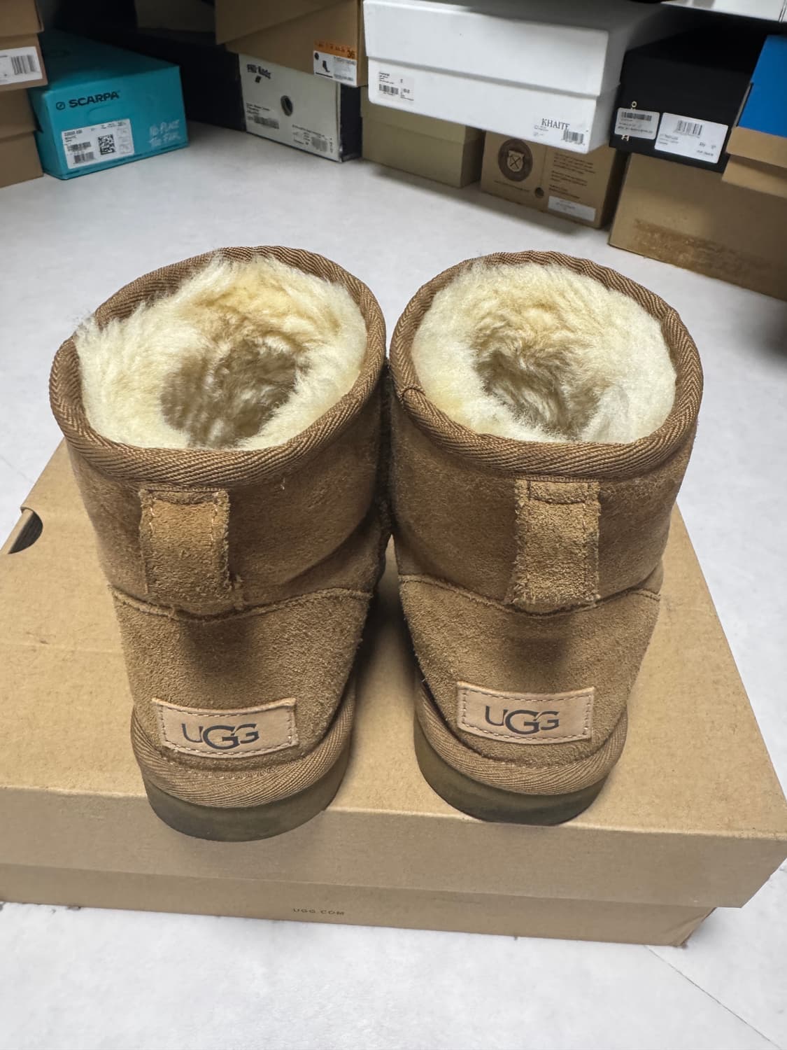 어그 클래식 미니2 풀박 230 상품이미지5