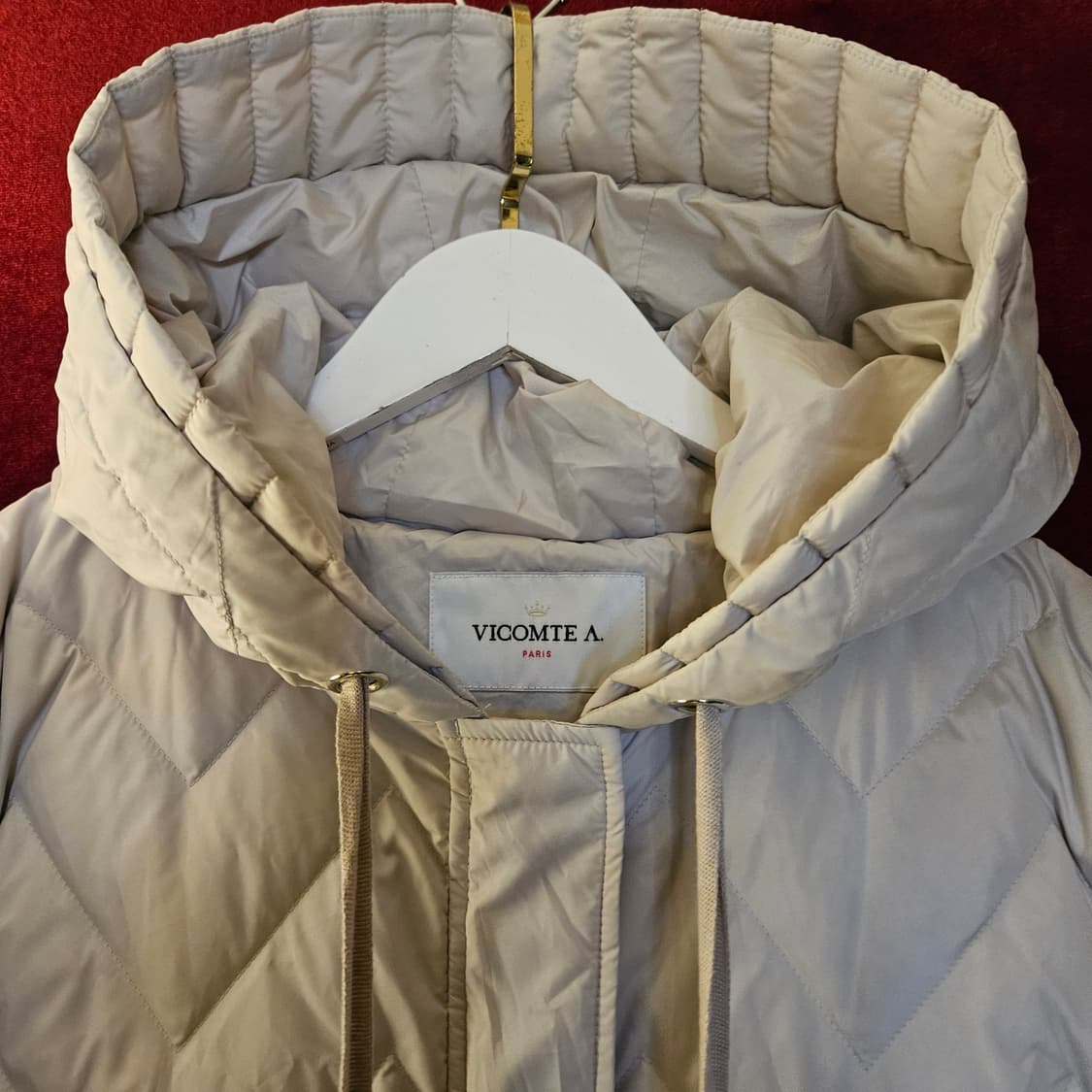 비꽁트(VICOMTE_A Paris) 여성오리털 누빔 패딩 105size 상품이미지4