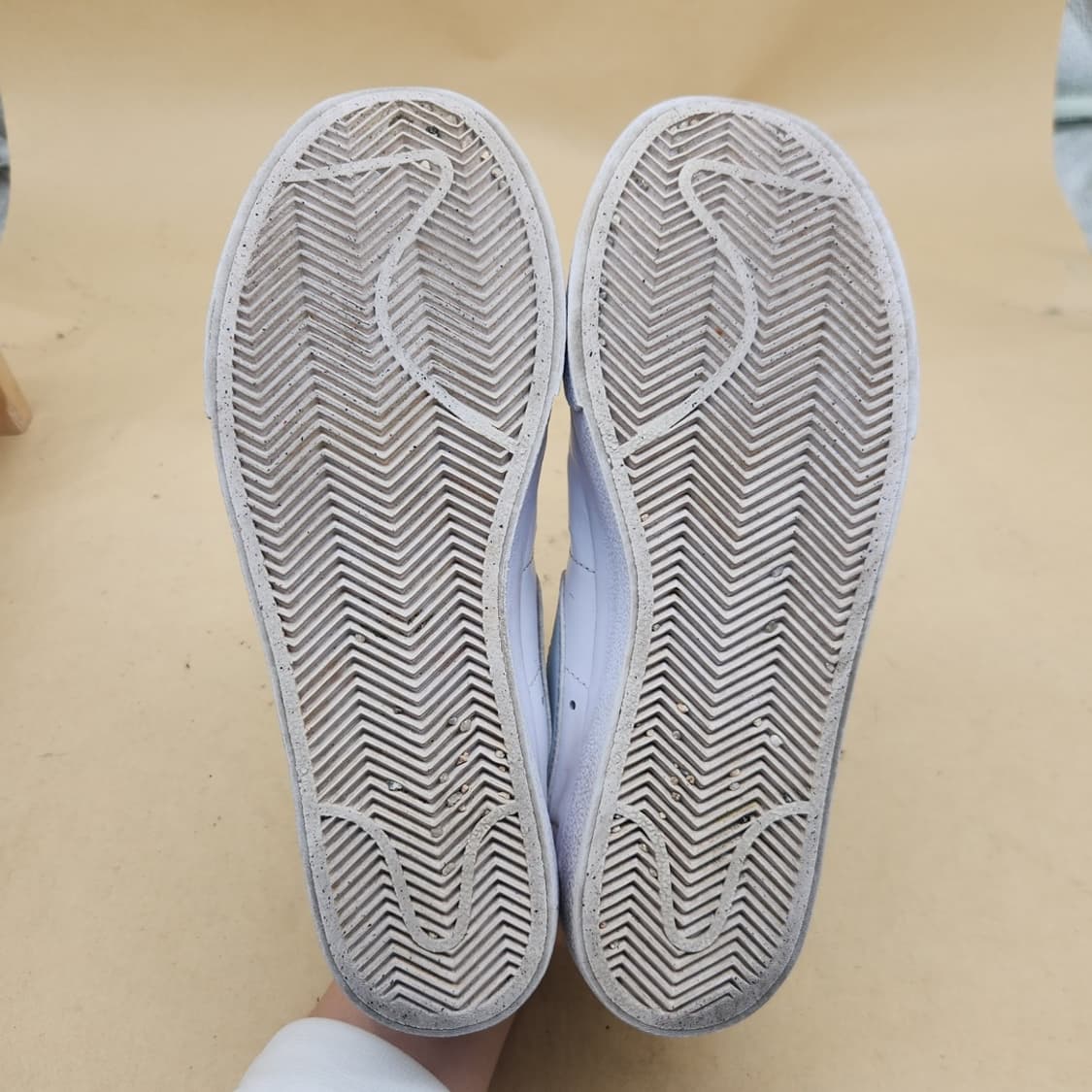 나이키 블레이저 로우 플랫폼 여성운동화240  상품이미지3