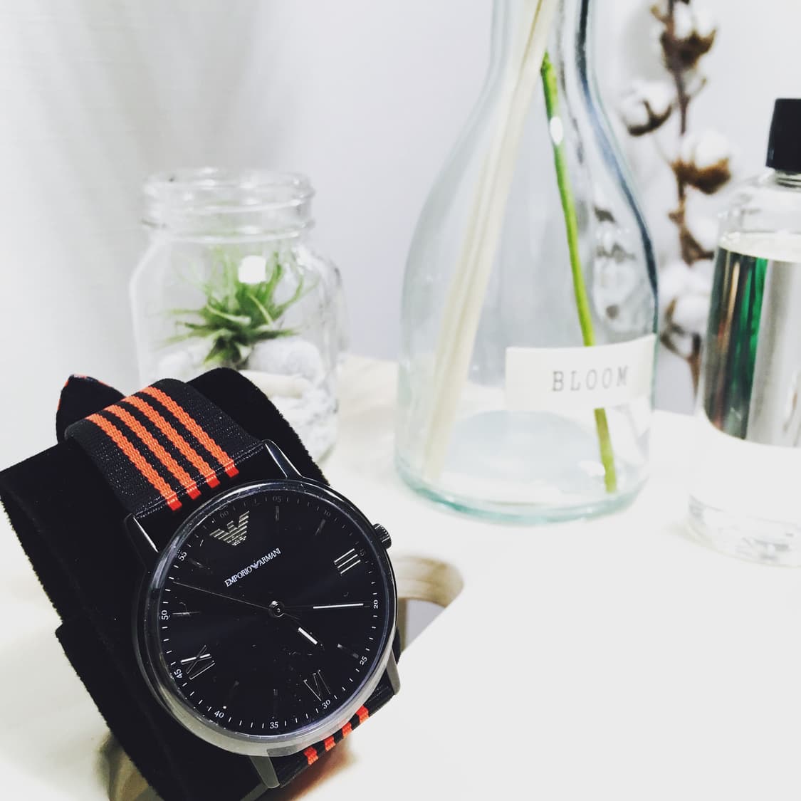 엠포리오 아르마니 블랙 다이얼 패브릭 스트랩 시계 상품이미지2