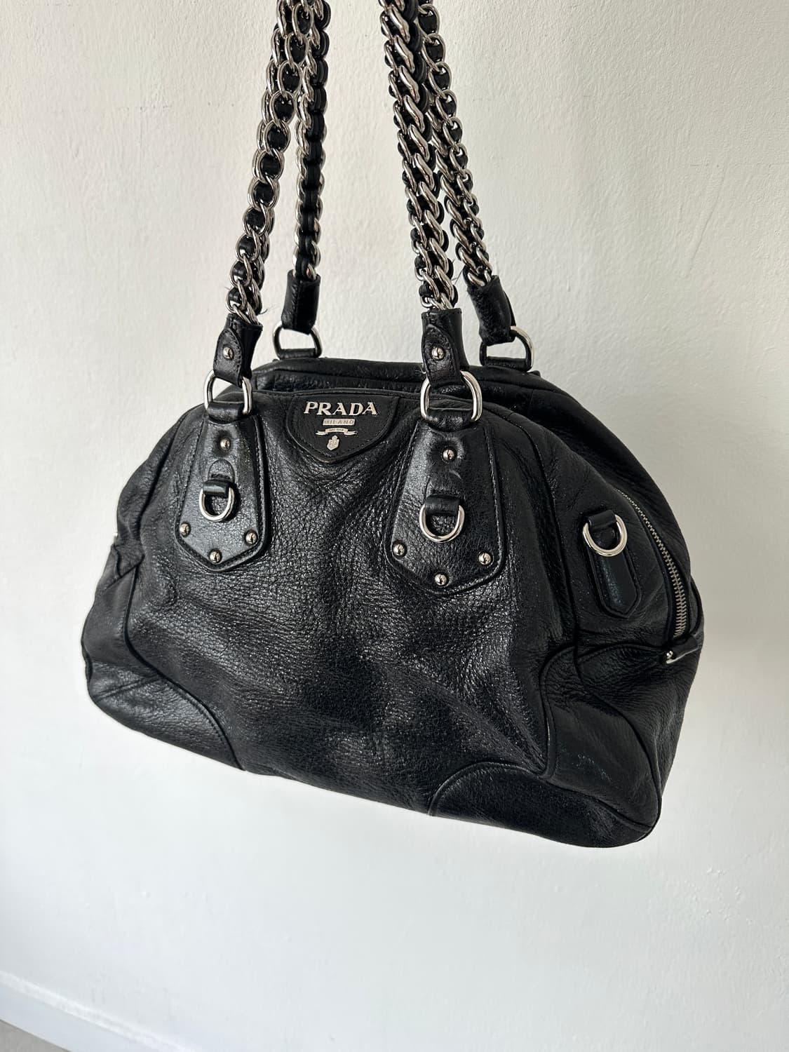 프라다 CERVO LUX 블랙 펄 레더 체인백 상품이미지3