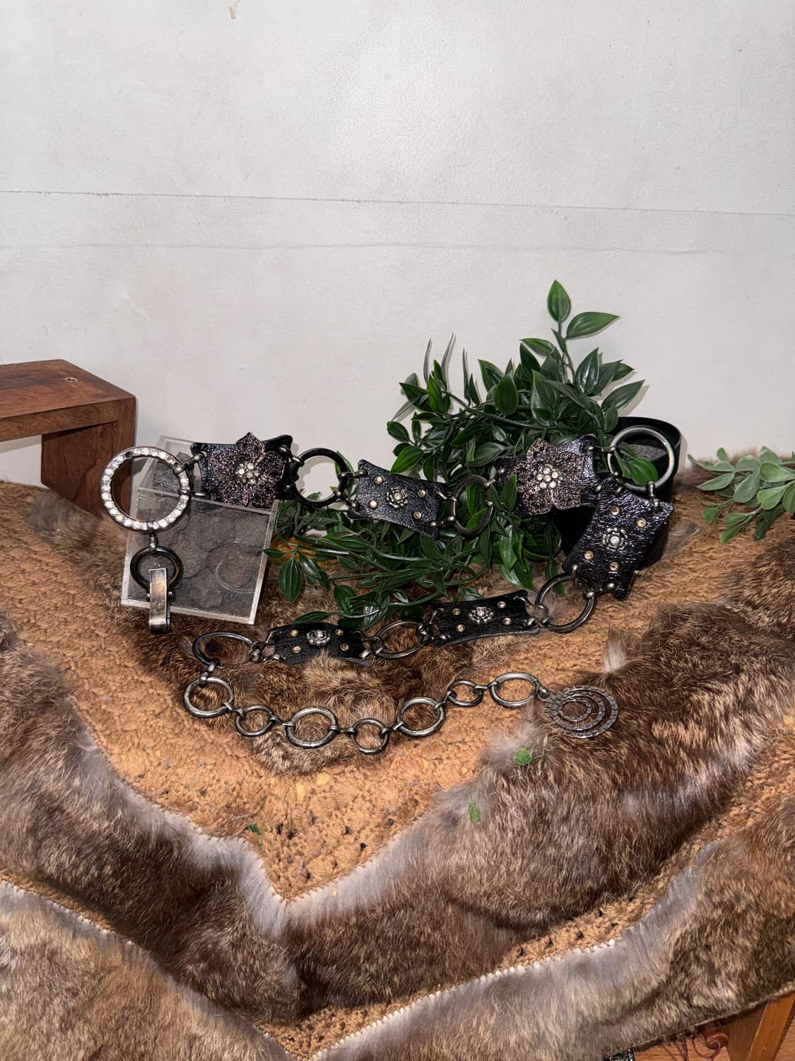 Black flower charm cubic chain belt 상품이미지1
