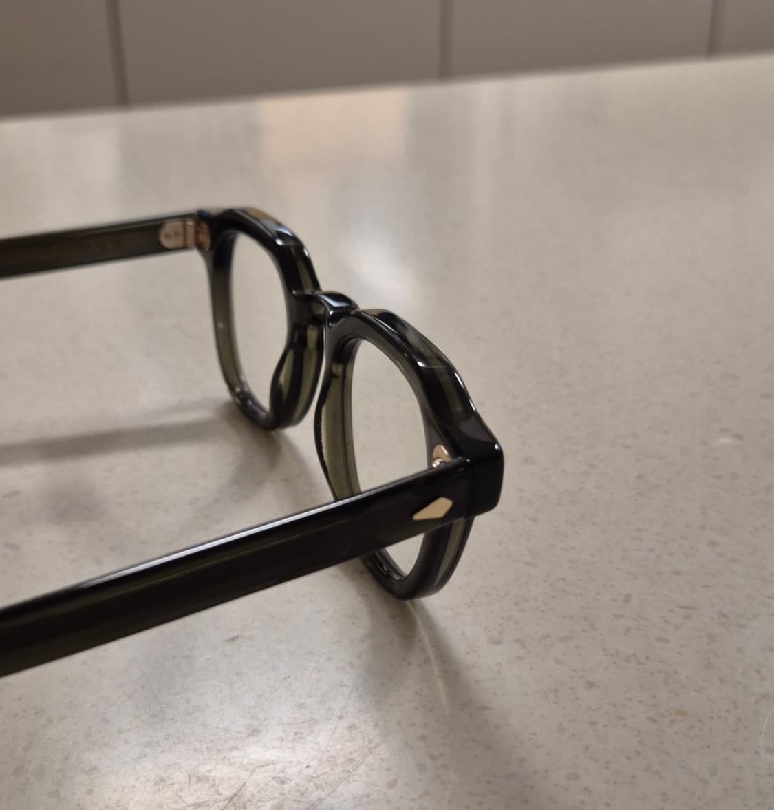 모스콧 돌트 다크그린 안경 46 사이즈 상품이미지4