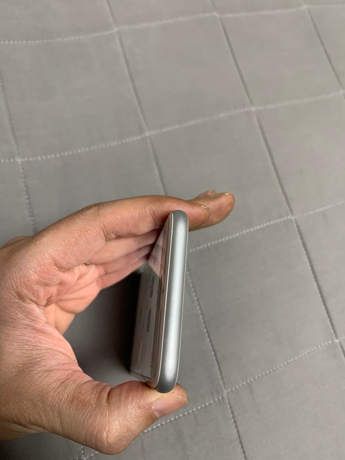 아이폰8 실버 64기가 상품이미지9