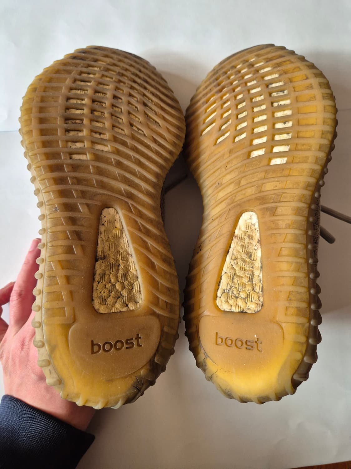 YEEZY BOOST 350 V2 - SLATE/CORE BLACK 상품이미지5