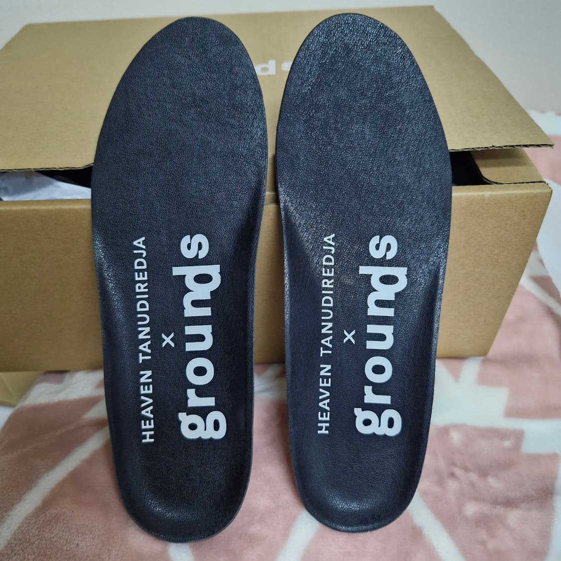 그라운즈 Grounds 무피 헤븐 플라워 비즈 니트 스니커즈 38 240 상품이미지7