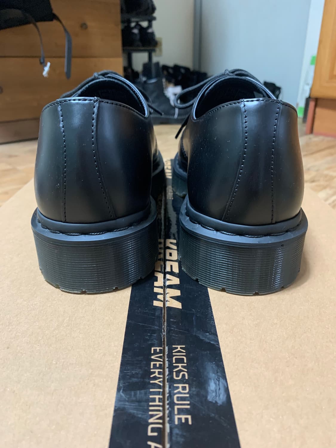 닥터마틴 1461 벡스 모노 스무스 25SS US11 300 상품이미지7