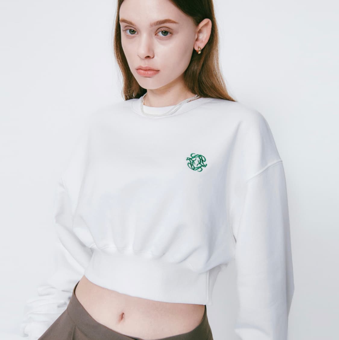 로시로우(Lossy Row) 심볼자수 크롭 스웻셔츠 55-66 새상품 상품이미지3