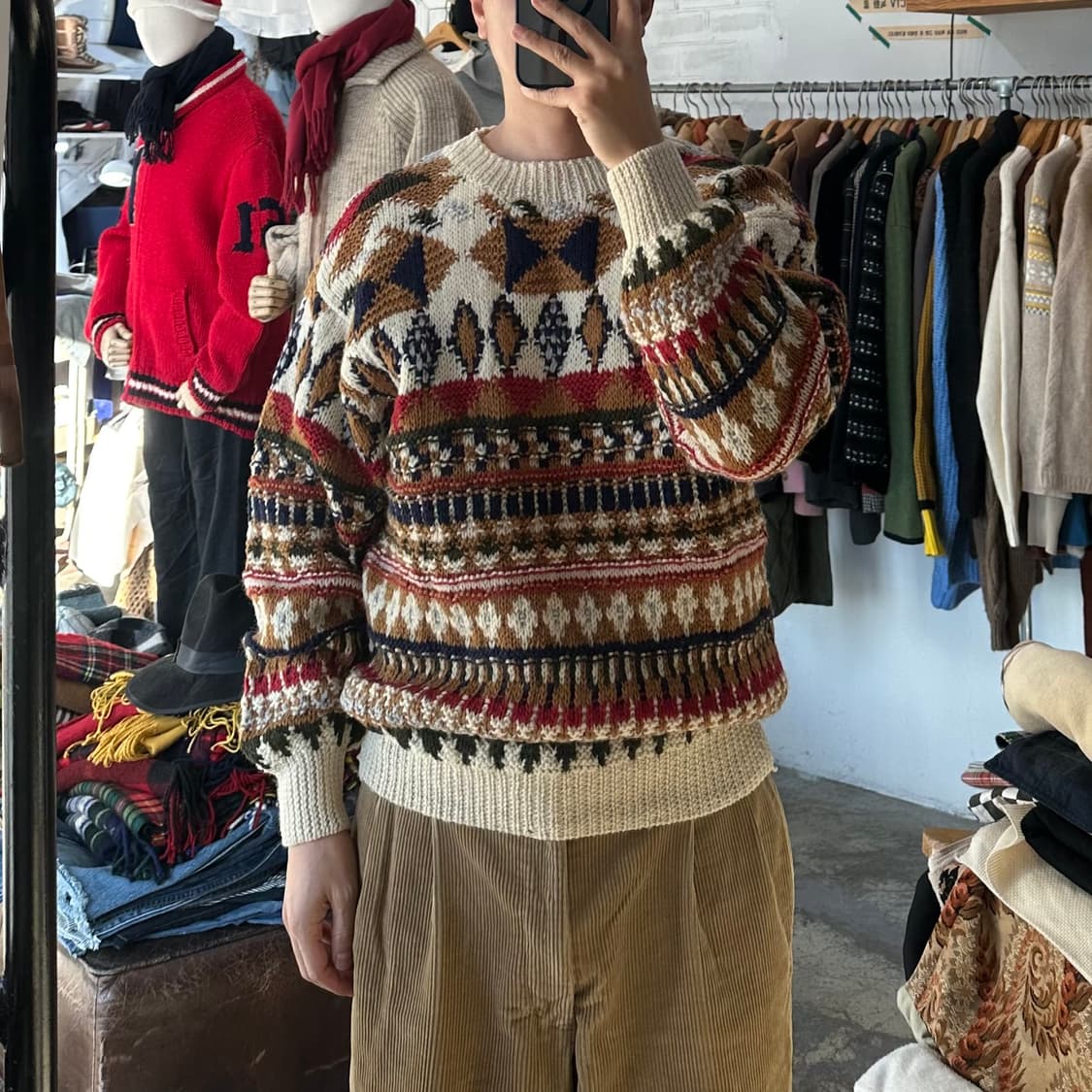 (착용컷) URBAN CITY 울 패턴 니트 (남성용 105) 상품이미지3