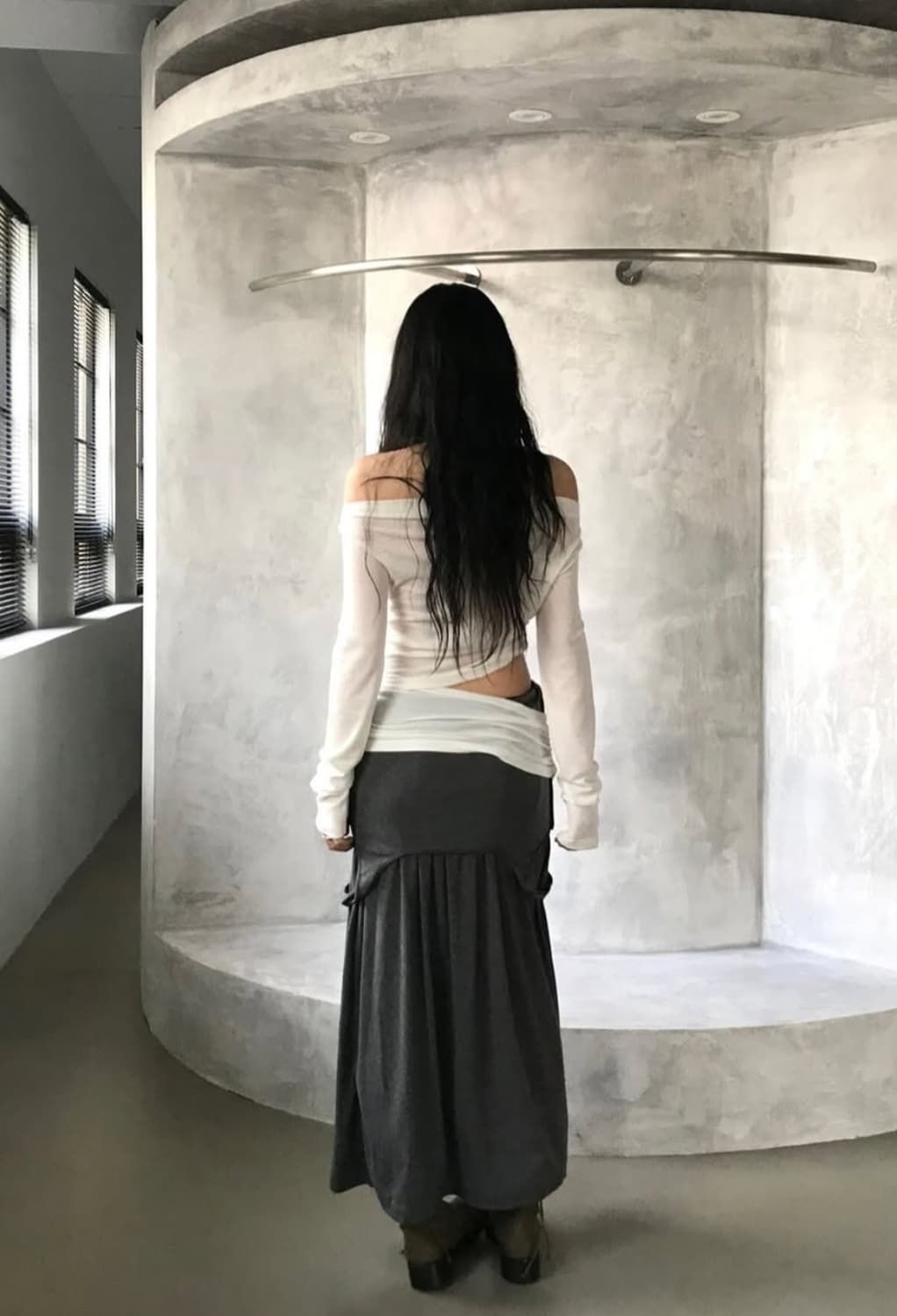 127room 원숄더 드레이프 탑 원가 36000원 상품이미지6