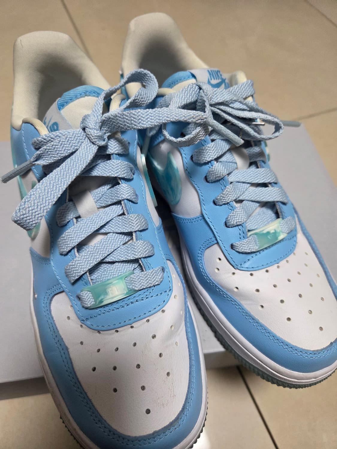 (W240)나이키 에어포스 팝니다 상품이미지3