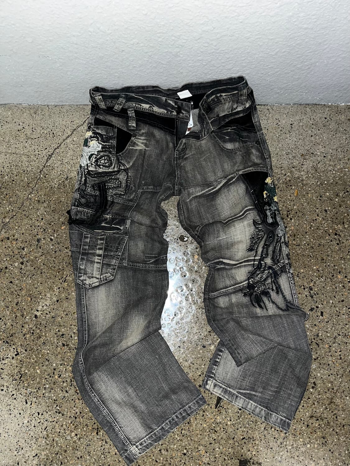 빈티지 자수 그런지 워시드 팬츠 상품이미지1