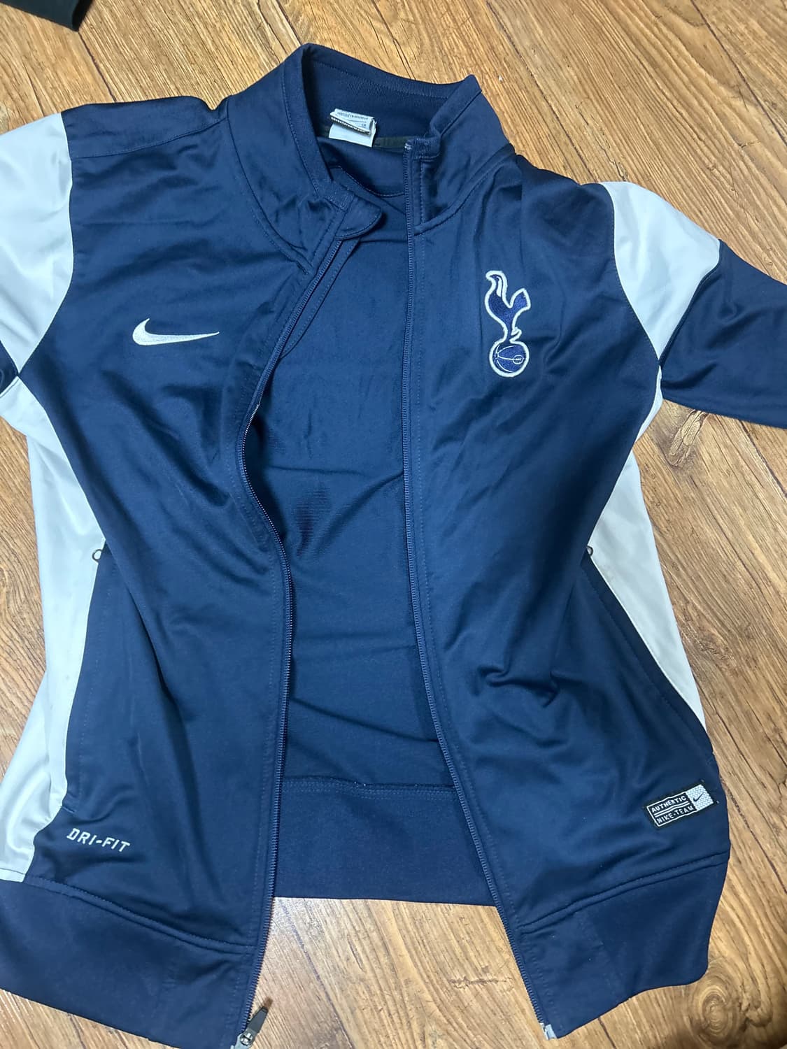 토트넘 자켓  상품이미지1