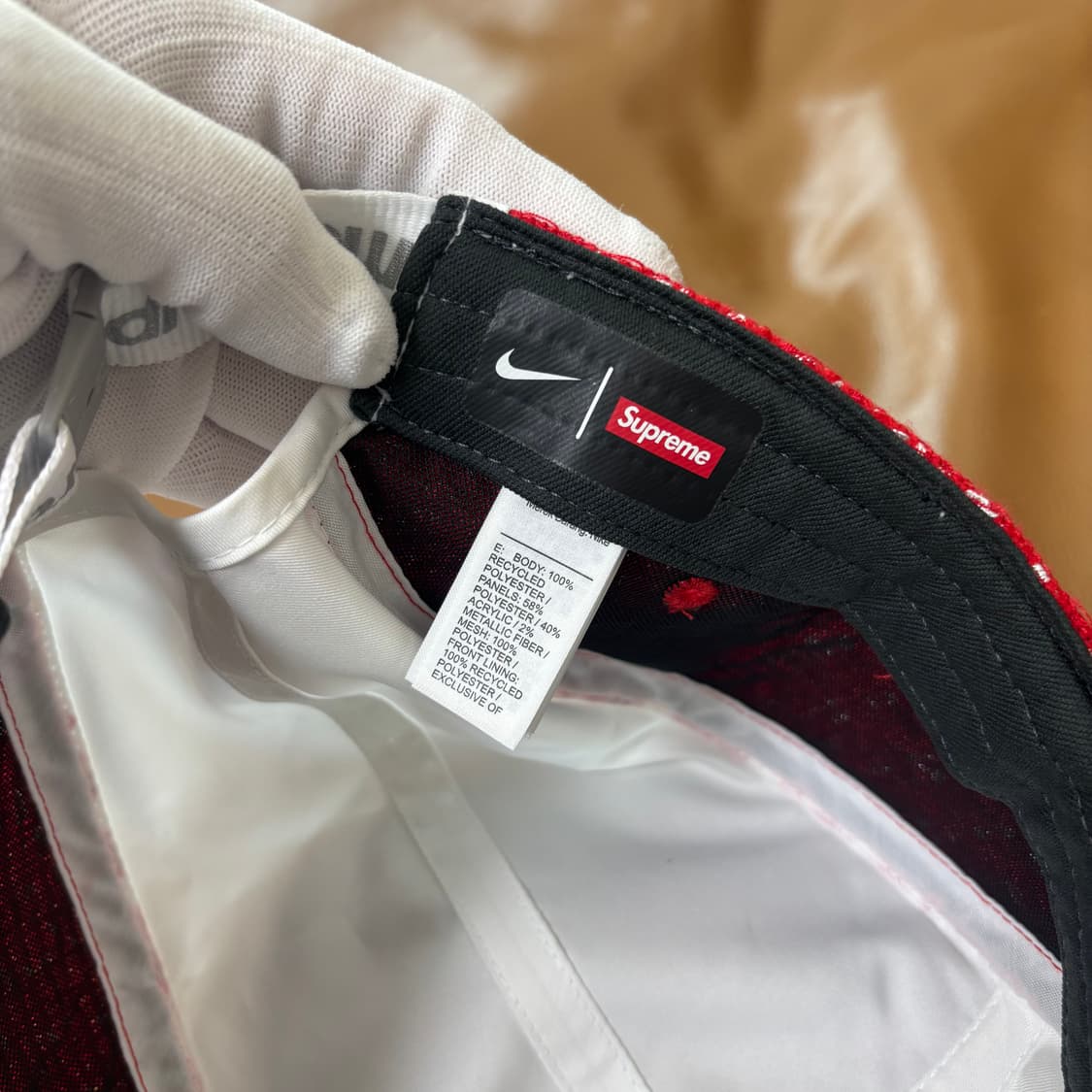 슈프림 나이키 스우시 캠프캡 러닝캡 모자 화이트 레드 상품이미지7
