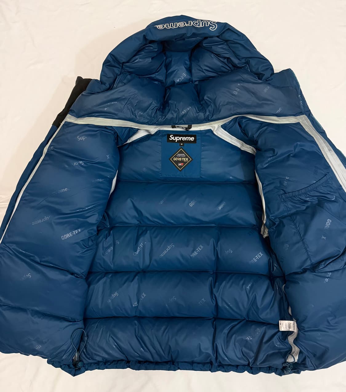 슈프림 고어텍스 패딩 700필 19fw supreme gore-tex 상품이미지3