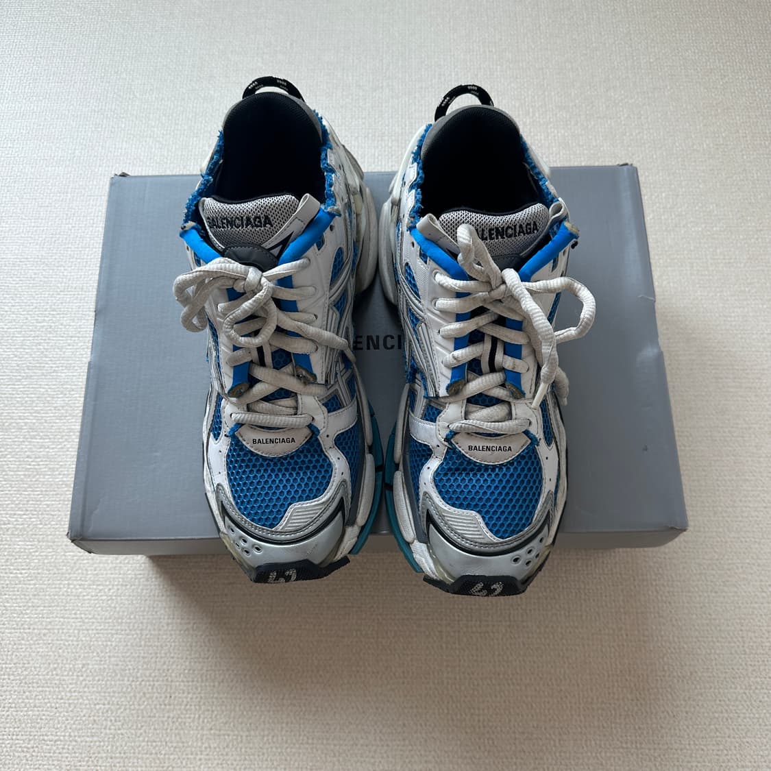 발렌시아가 뉴러너 42 상품이미지3