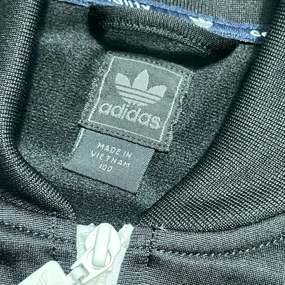 L 아디다스 유로파 블랙 트랙탑 상품이미지3