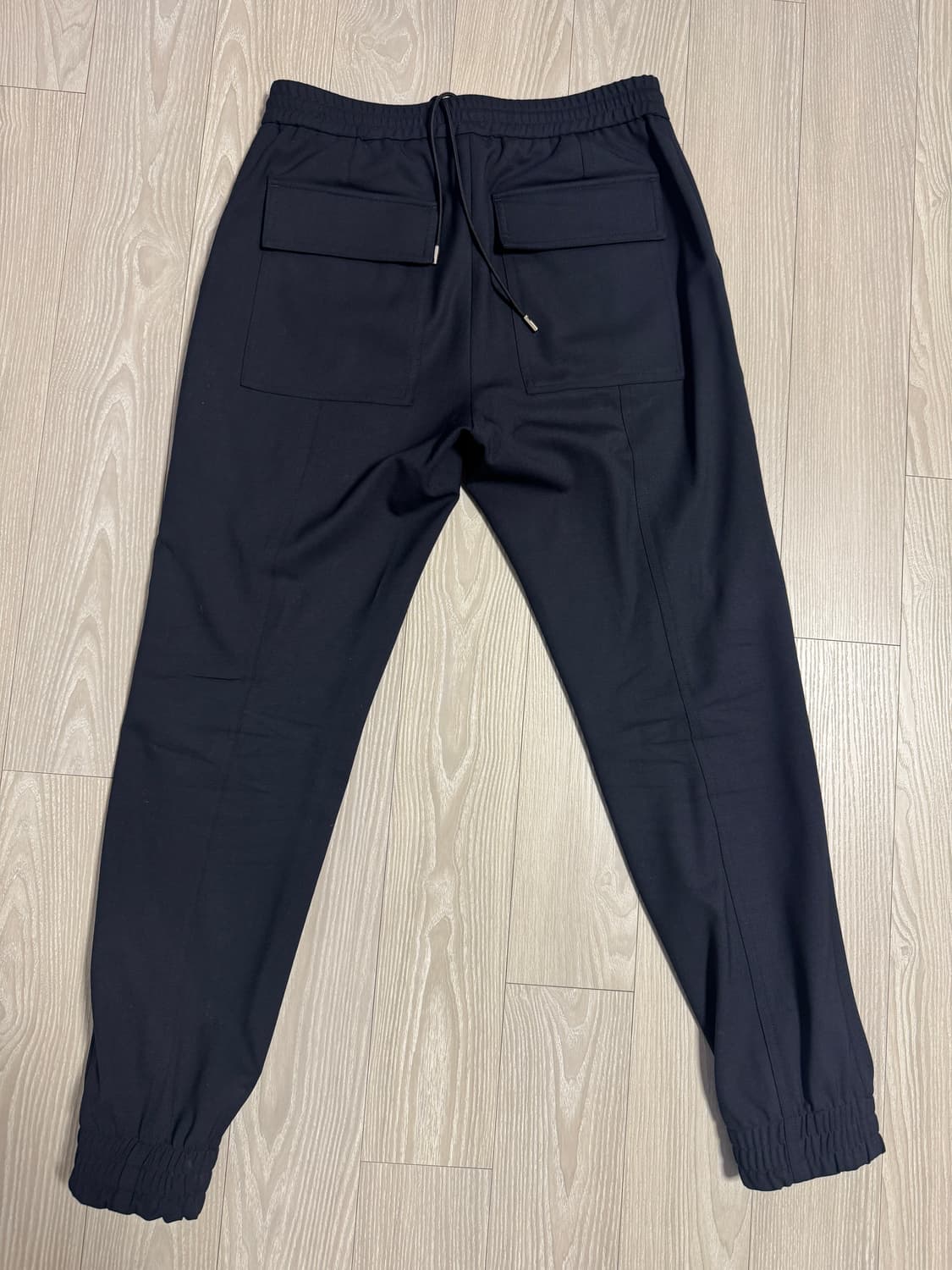 솔리드옴므 / 울 블렌딩 밴딩 조거 팬츠 네이비 / 46 상품이미지2