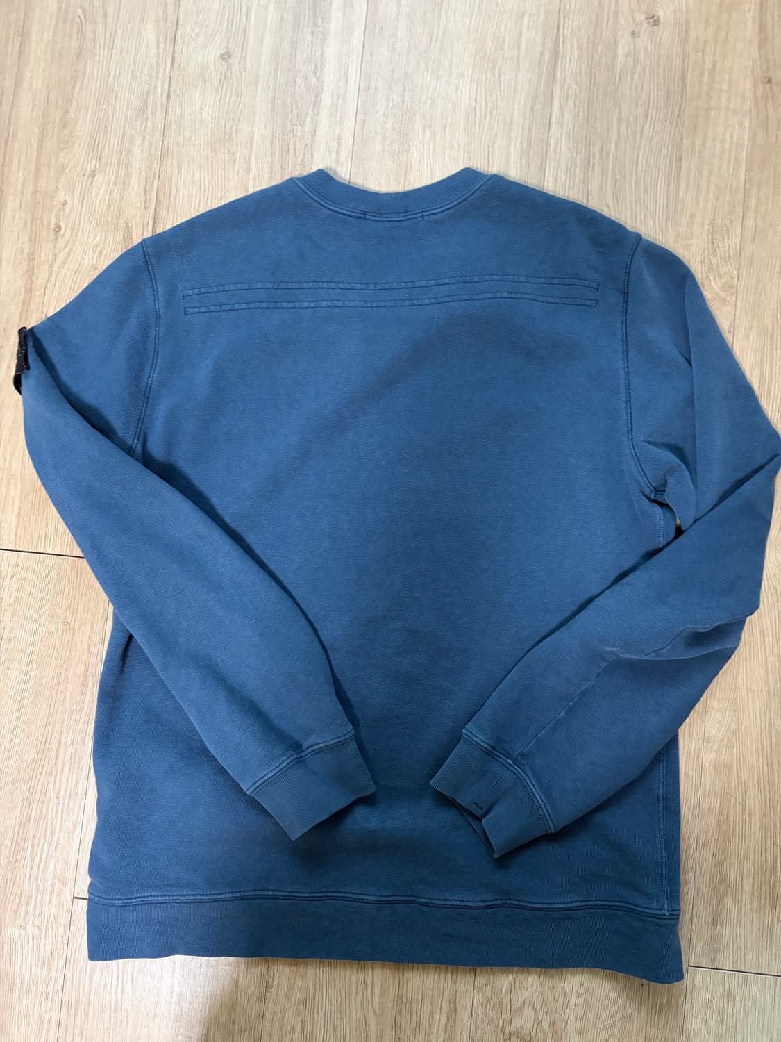 스톤아일랜드 맨투맨 판매합니다 L 상품이미지2