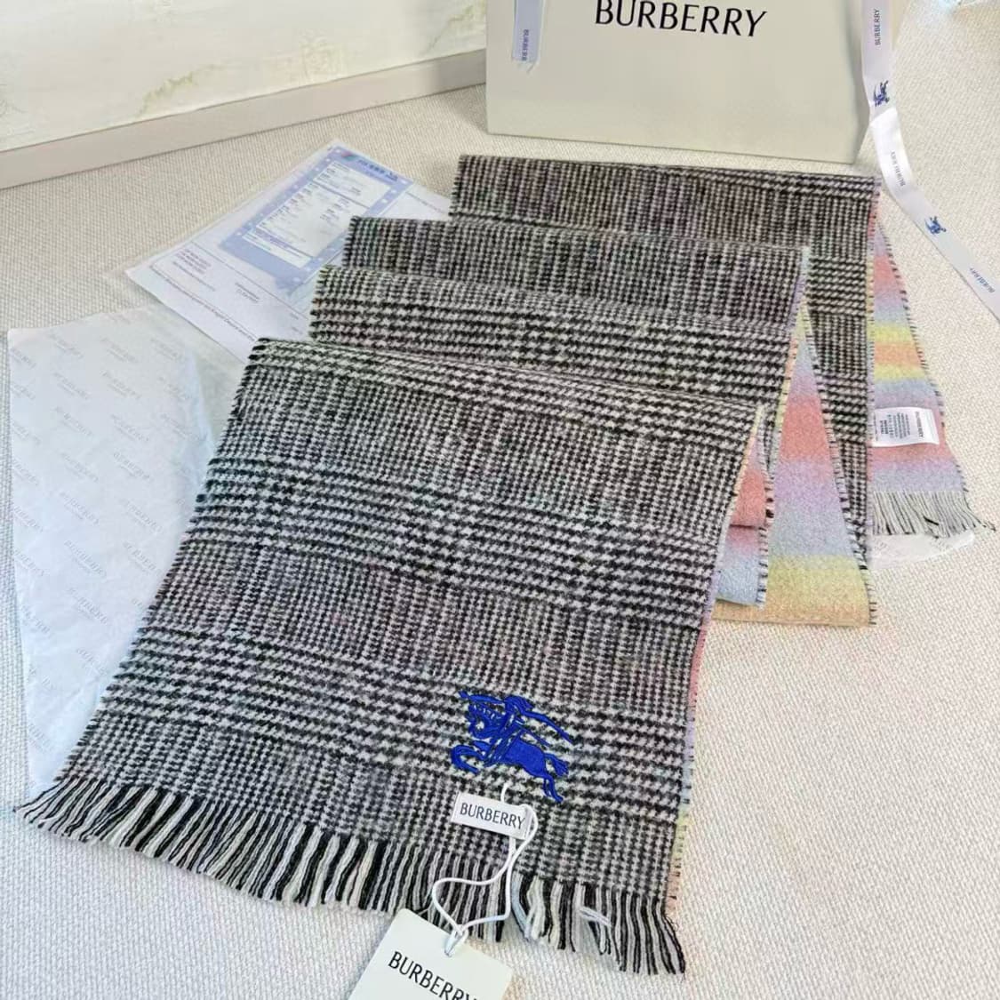 버버리 양면 머플러 램스울 100% 추동 단품
 상품이미지4