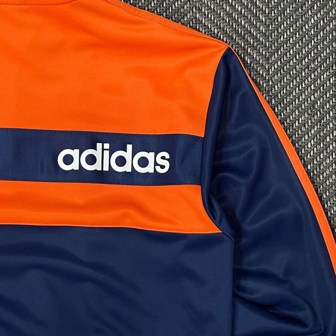 아디다스 배색 트랙탑 v0152 상품이미지6