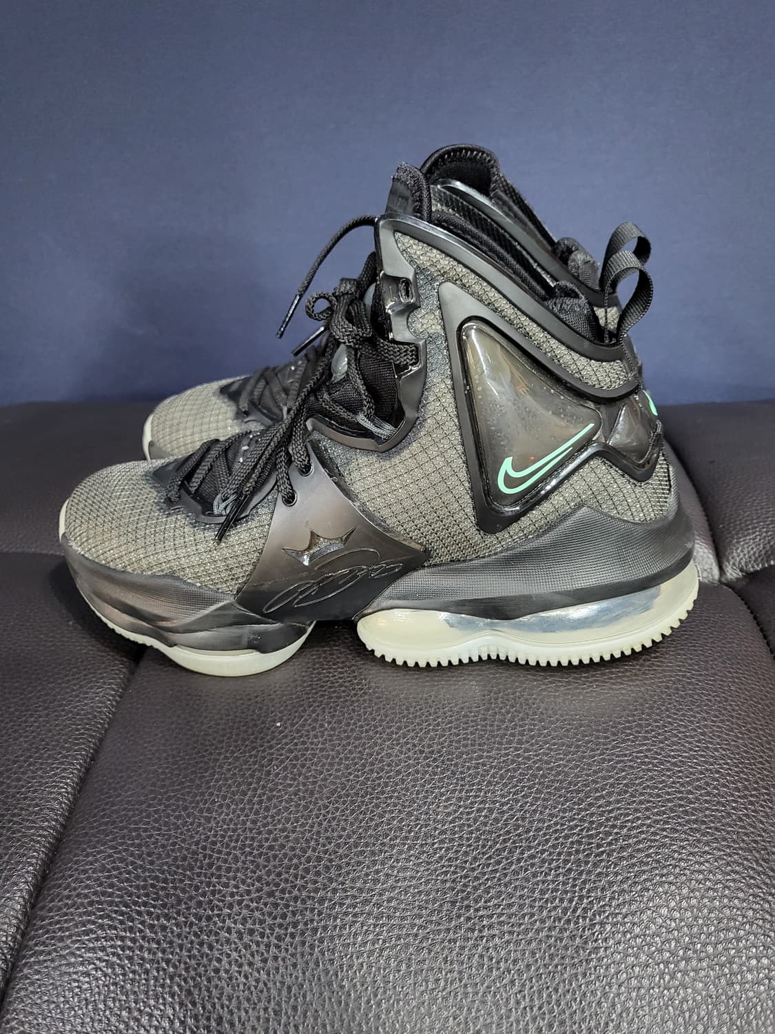 나이키 르브론 글로우 농구화 상품이미지4