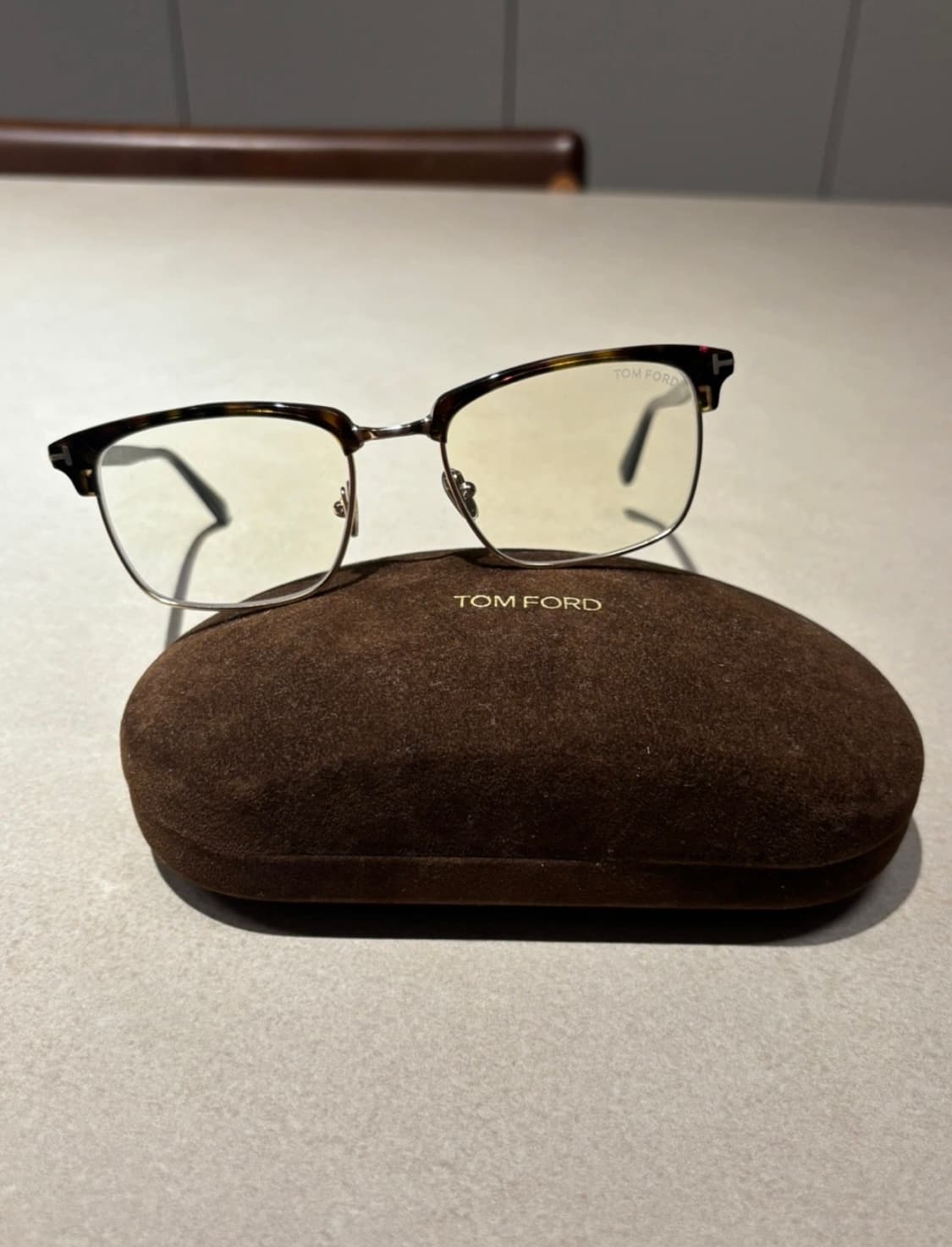 톰포드 안경 상품이미지1