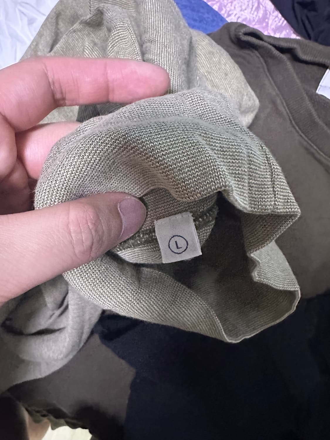 [L] 구형 유니클로 코튼 터틀넥 티셔츠 상품이미지4