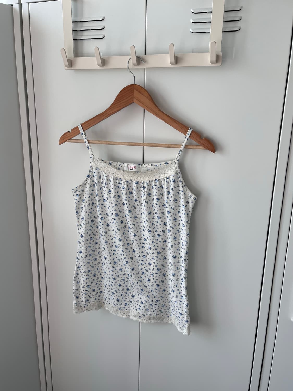 Iimk 레이스 잔꽃 패턴 슬리브리스 상품이미지2