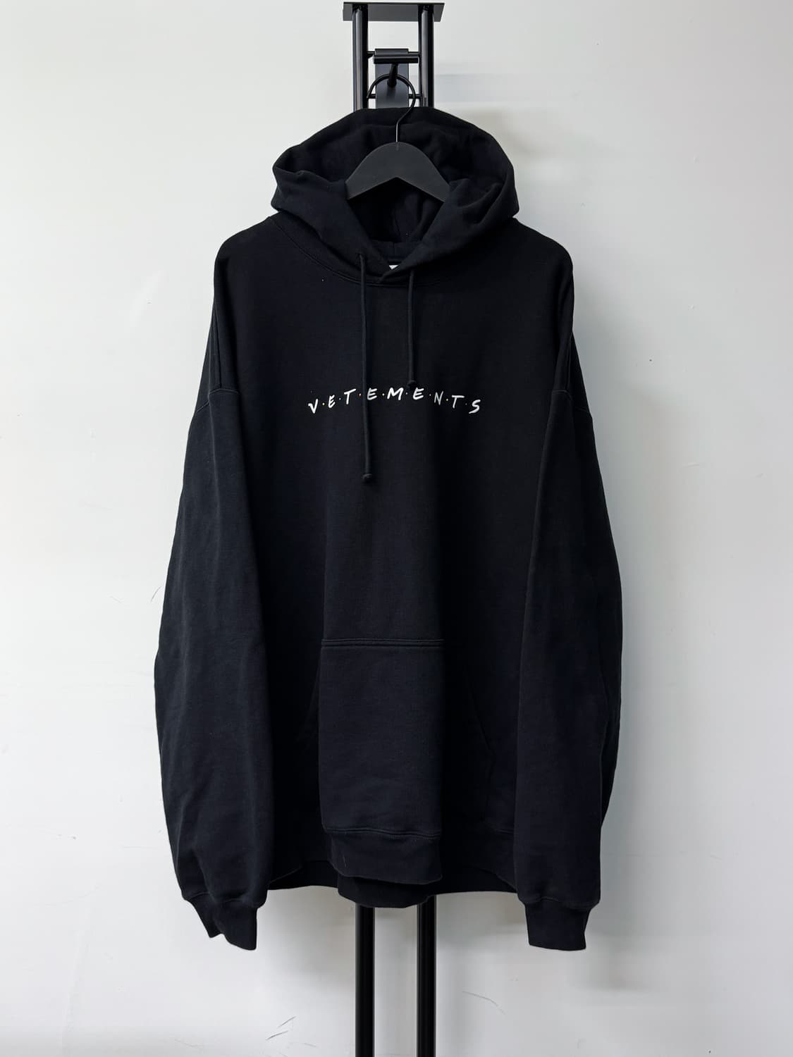 베트멍 21S/S 프렌들리 로고 후디 상품이미지1