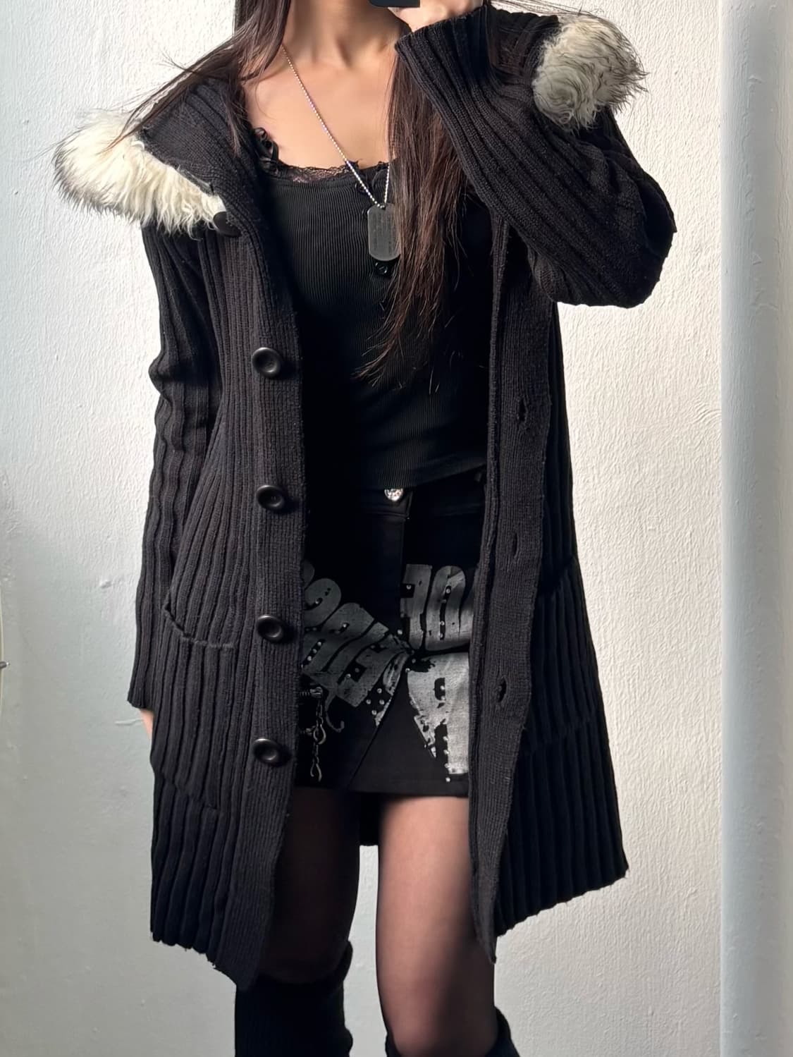 Von Dutch Sports Black Fur Hood Cardigan 상품이미지4