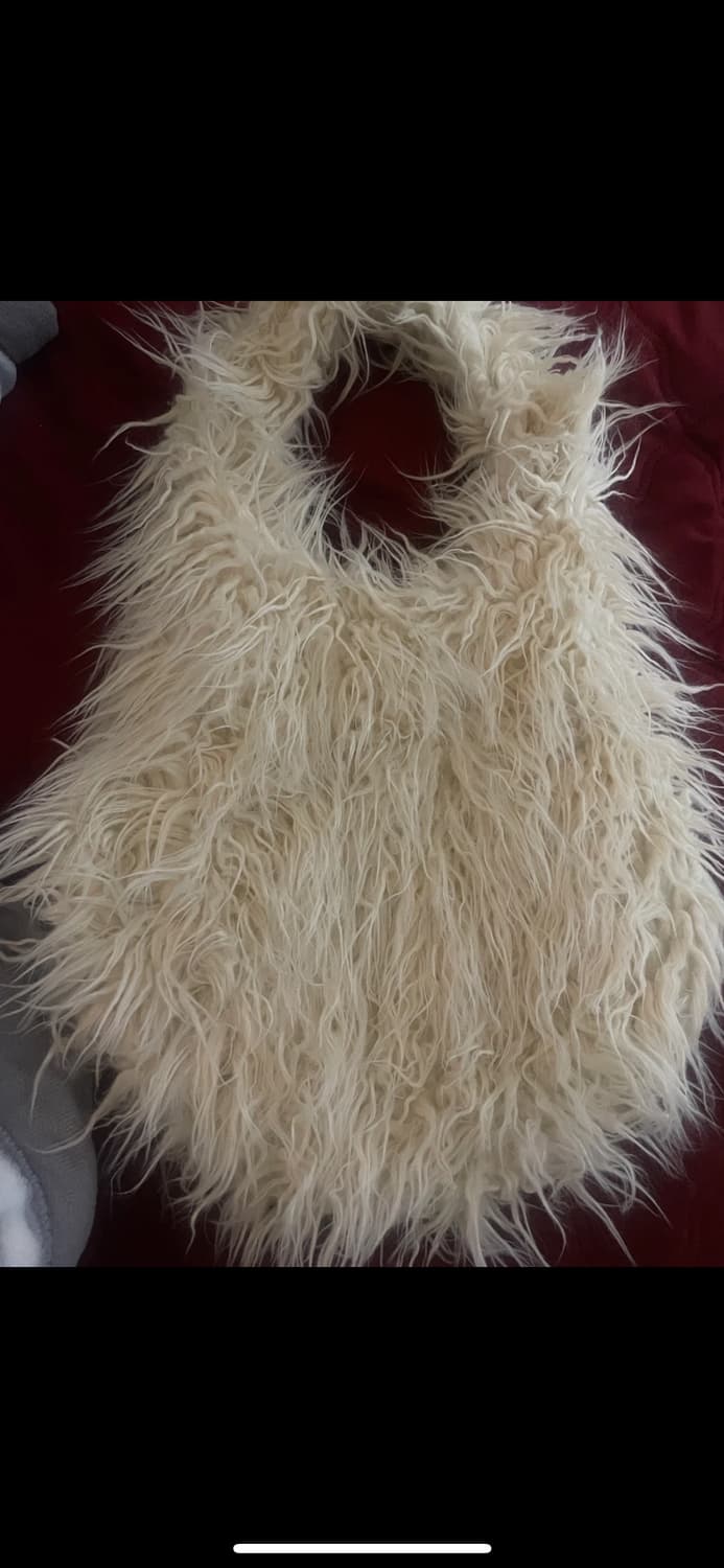 오타이 Shabby hobo bag 크림 퍼 숄더백 상품이미지2