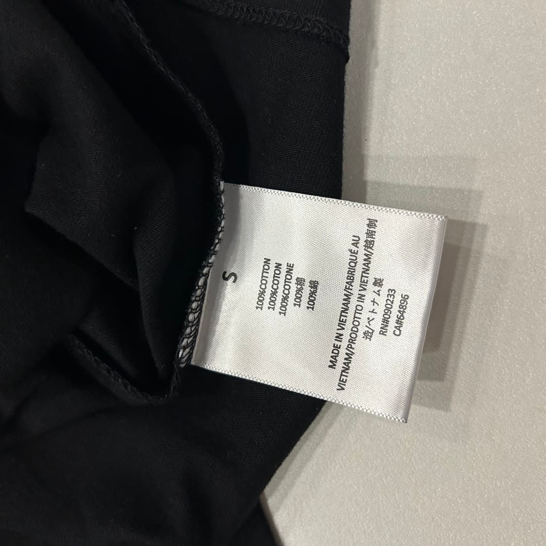 [S] 23ss 에센셜 Fear of God 블랙 반팔 티셔츠 A974 상품이미지5
