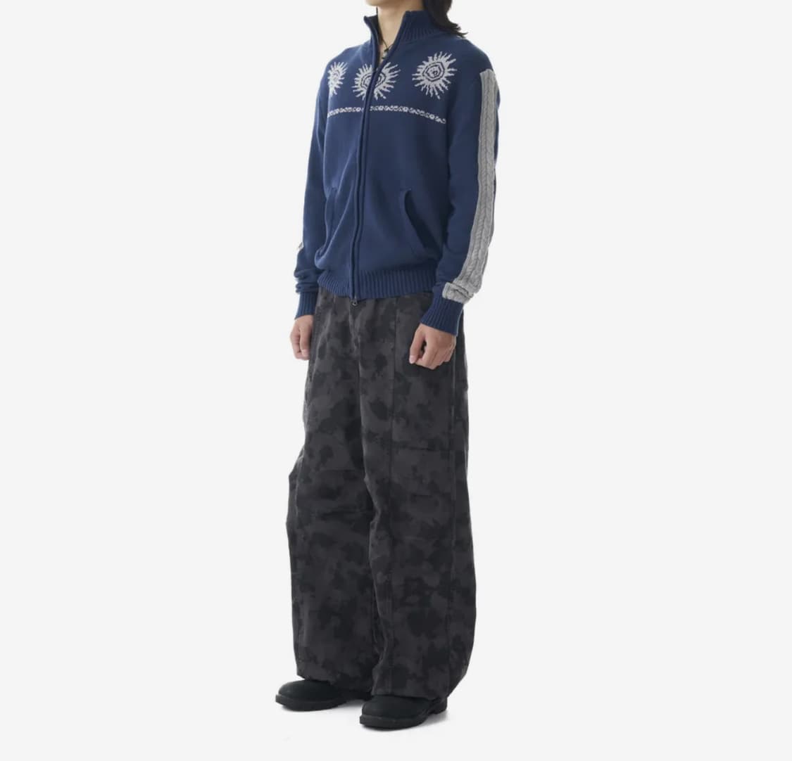 아캄 니트 집업 스웨터 Sun Jacquard Zip-Up Sweater 상품이미지3