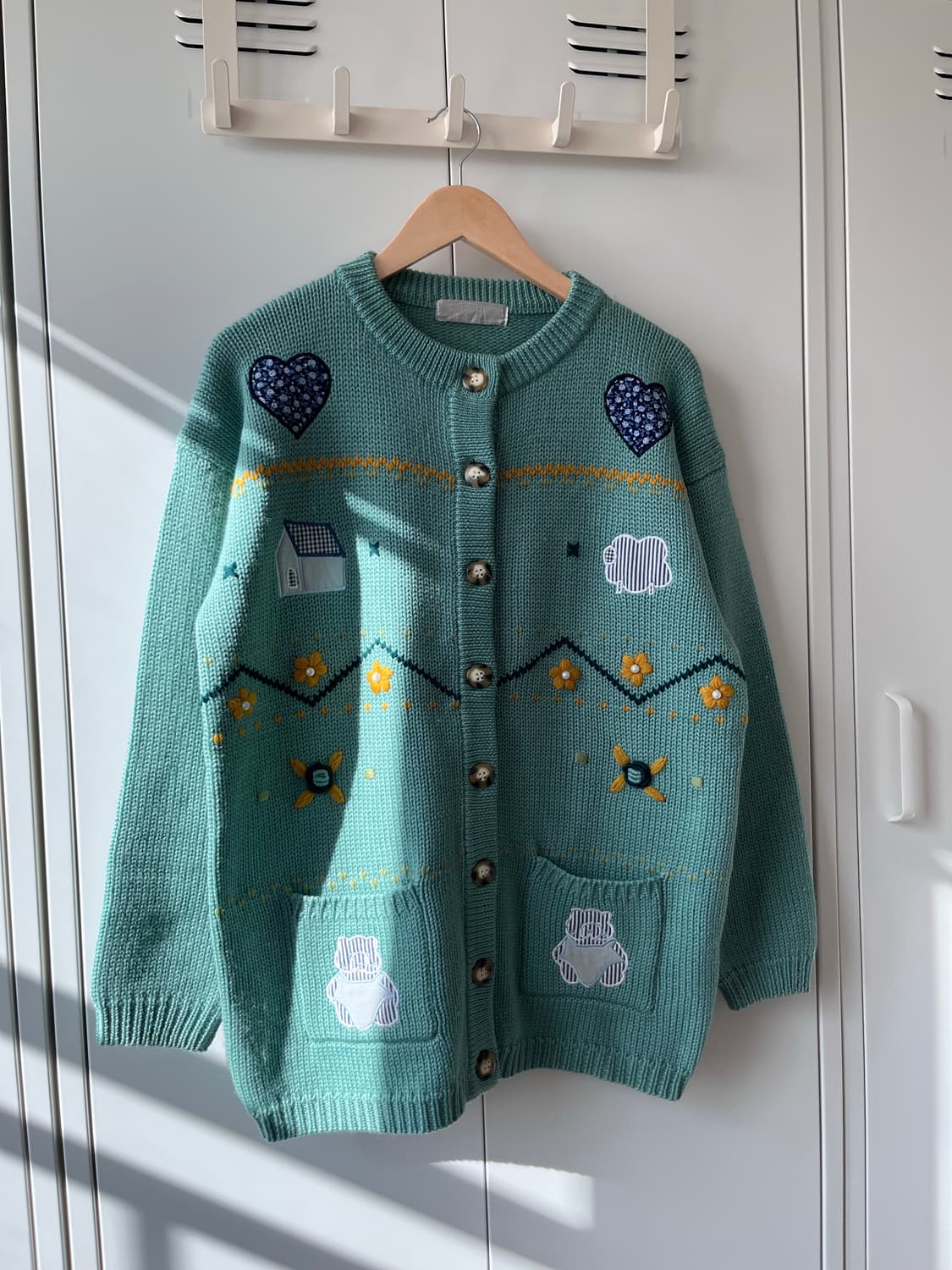 Mi place 자수 패치 울니트 가디건 민트 상품이미지3