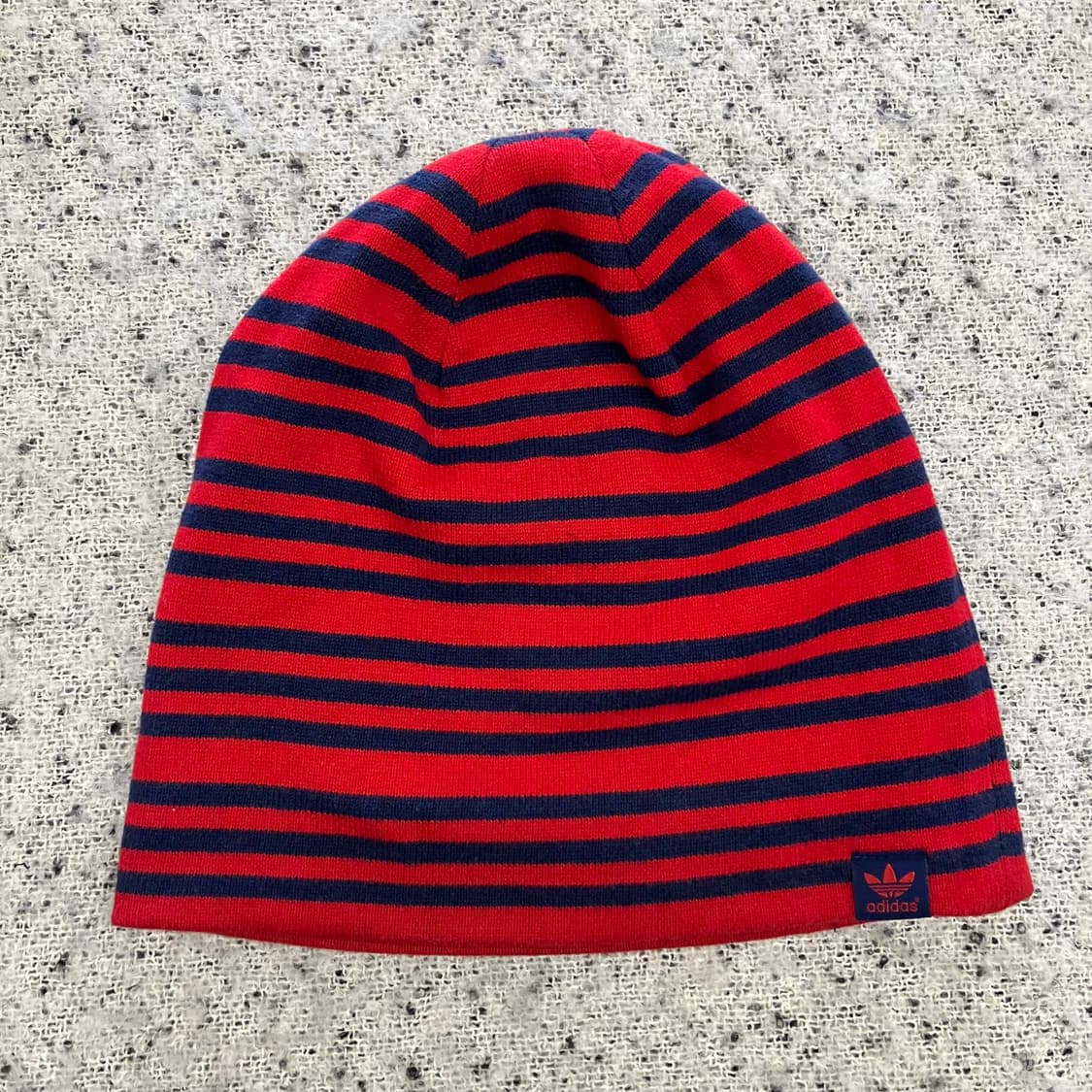 N191 아디다스 스트라이프 양면 비니 상품이미지1