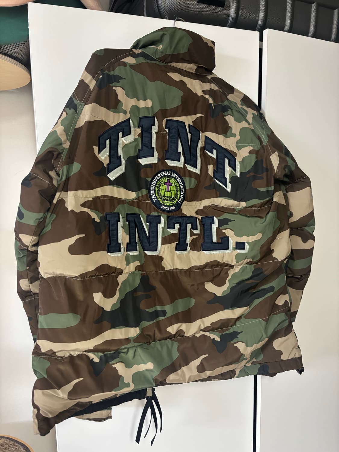 디스이즈네버댓 카모패딩 밀리터리패딩 상품이미지2