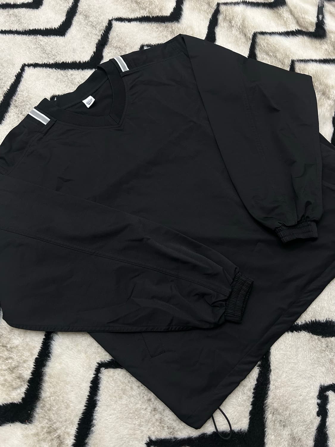 [실측XL]파르티멘토 오버핏 V넥 웜업/블랙 상품이미지2