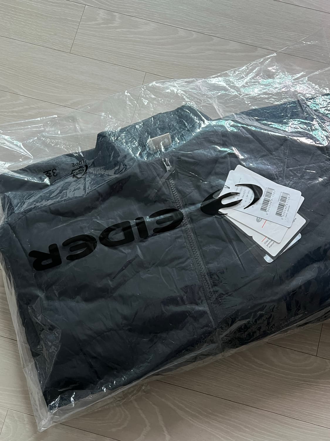 아이더 써모락 다운 경량 패딩 블랙 새상품 25년 신상 상품이미지6